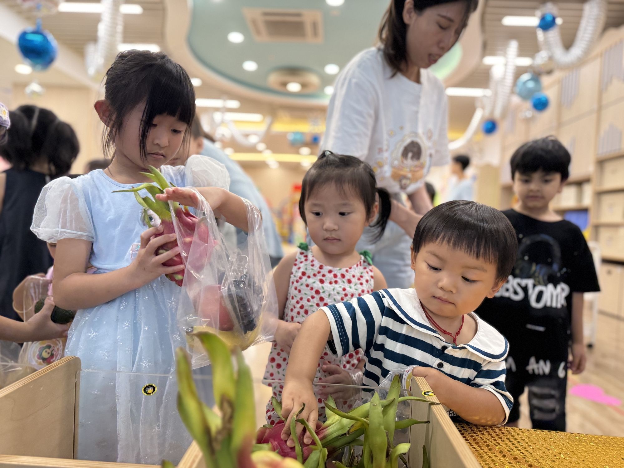 圓玄幼稚園/幼兒中心(天逸邨) 圓玄幼稚園/幼兒中心(天逸邨)